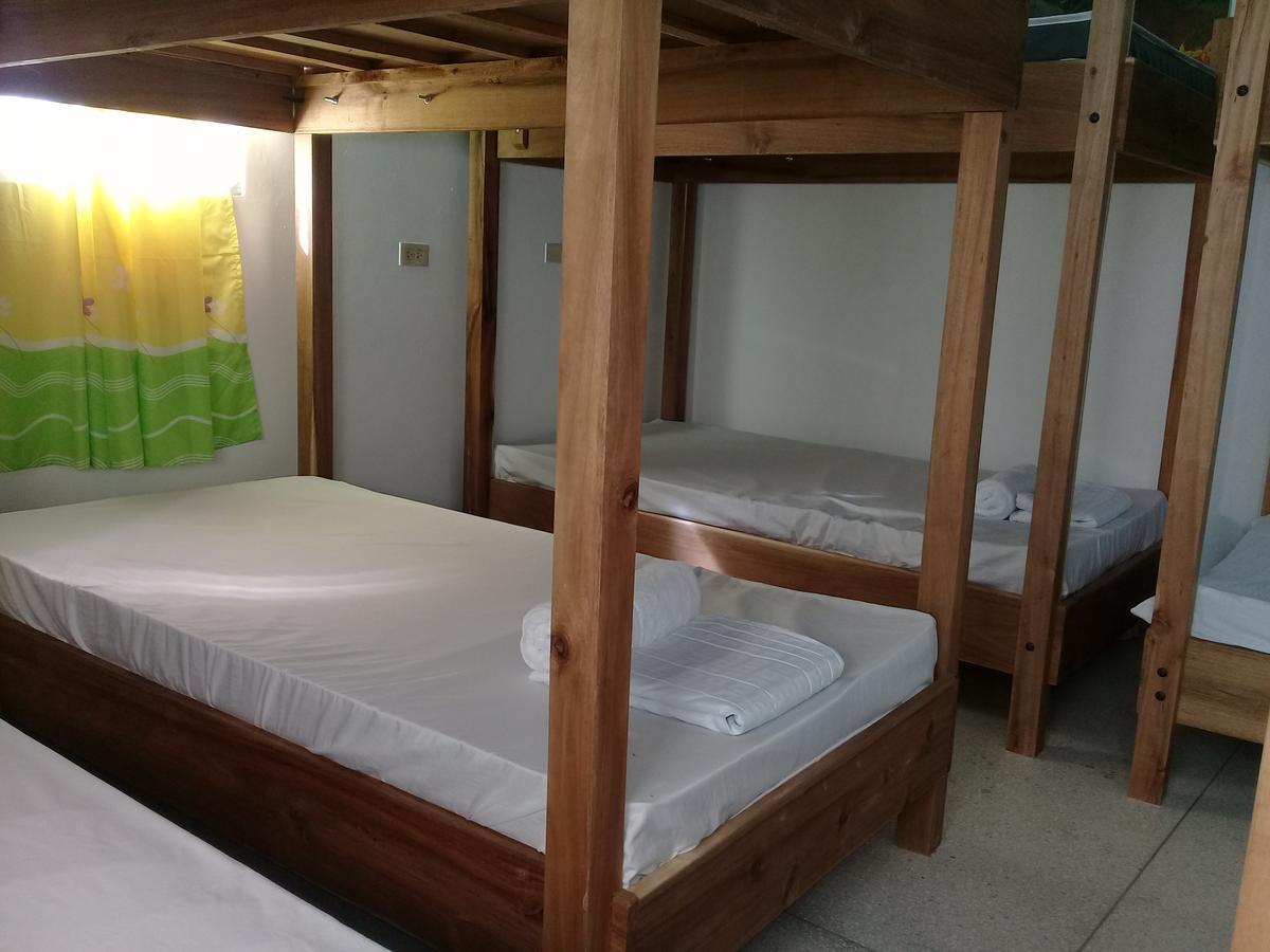 Hostel Quintonido Jarabacoa Buitenkant foto