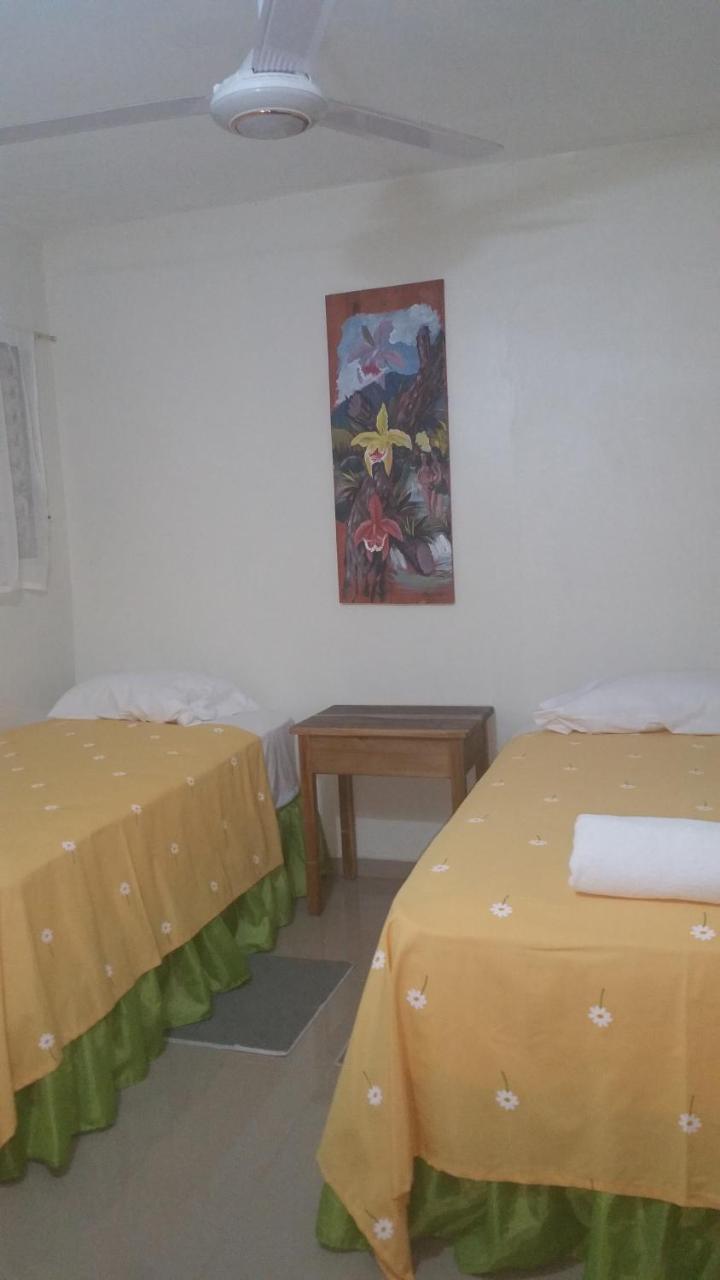Hostel Quintonido Jarabacoa Buitenkant foto